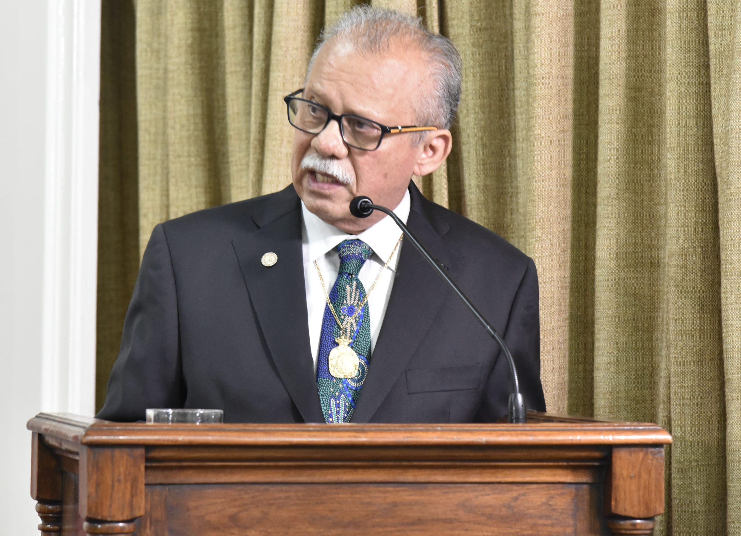 Luis Barrera Linares